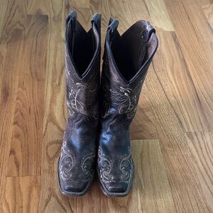 CIRCLE G WOMEN'S DRAGONFLY EMBROIDERED WESTERN BOOTS - SQUARE TOE